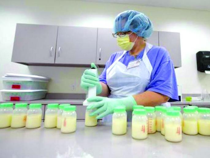 No one will be deprived of breast milk now! | आता आईच्या दुधापासून कुणी वंचित नसणार!; वैद्यकीय शिक्षण मंत्र्यांचे निर्देश