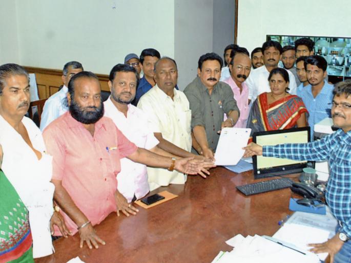 Kolhapur: Complete the work of sports complex, Nationalist Sports cell demand; Otherwise the signal of movement | कोल्हापूर : क्रीडा संकुलाचे काम लवकर पूर्ण करा, राष्ट्रवादी क्रीडा सेल मागणी; अन्यथा आंदोलनाचा इशारा