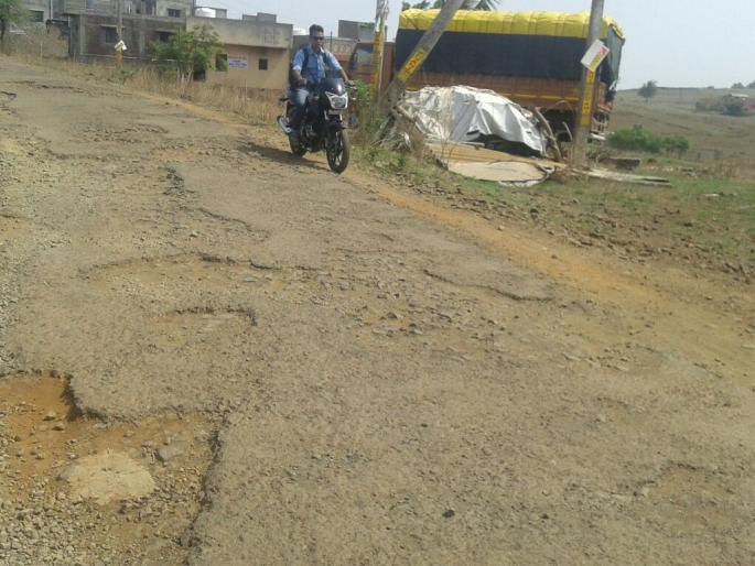 Kolhapur: Need for funding for road widening road | कोल्हापूर : चित्रनगरीकडील रस्त्याच्या रुंदीकरणासाठी निधीची गरज Kolhapur: Need for funding for road widening road | कोल्हापूर : चित्रनगरीकडील रस्त्याच्या रुंदीकरणासाठी निधीची गरज