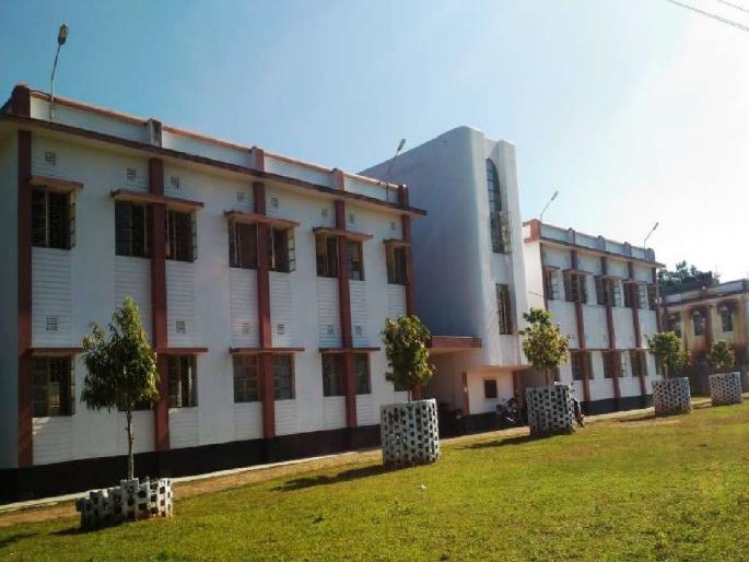 Examination center to fill 4000 seats of 'Eklavya' only in Mumbai: Rural tribal students in trouble | ‘एकलव्य’च्या चार हजार जागा भरणार, केवळ मुंबईतच परीक्षा केंद्र Examination center to fill 4000 seats of 'Eklavya' only in Mumbai: Rural tribal students in trouble | ‘एकलव्य’च्या चार हजार जागा भरणार, केवळ मुंबईतच परीक्षा केंद्र