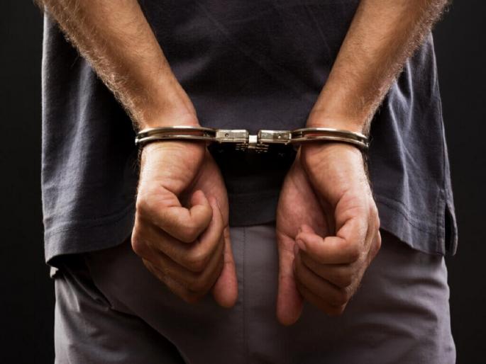 Thieves stealing in three districts arrested | तीन जिल्ह्यात चोरी करणारे चोरटे गजाआड Thieves stealing in three districts arrested | तीन जिल्ह्यात चोरी करणारे चोरटे गजाआड