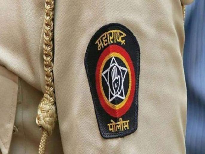 Rented house then sold, now not leaving possession | घर विक्री केल्यानंतर भाड्याने घेतले, आता ताबाही सोडेना Rented house then sold, now not leaving possession | घर विक्री केल्यानंतर भाड्याने घेतले, आता ताबाही सोडेना
