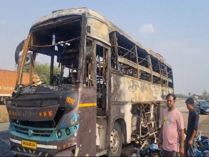 In Shivpuri, Madhya Pradesh, a tragedy like 'Samrudhi' was averted, 30 devotees from Buldhana district narrowly escaped. | मध्यप्रदेशातील शिवपुरीत ‘समृद्धी’सारखी दुर्घटना टळली, बुलढाणा जिल्ह्यातील ३० भाविक थोडक्यात बचावले In Shivpuri, Madhya Pradesh, a tragedy like 'Samrudhi' was averted, 30 devotees from Buldhana district narrowly escaped. | मध्यप्रदेशातील शिवपुरीत ‘समृद्धी’सारखी दुर्घटना टळली, बुलढाणा जिल्ह्यातील ३० भाविक थोडक्यात बचावले
