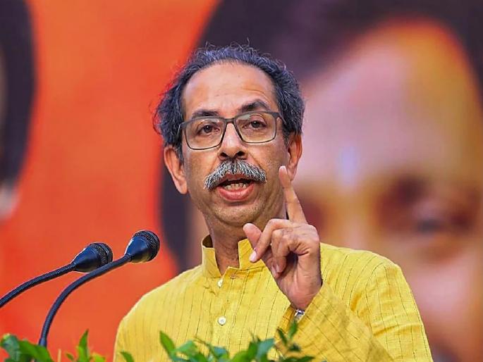 Uddhav Thackeray slams bjp and narendra modi in Public meeting at Hinganghat | 'दिला नाही दाणा अन् मला बाजीराव म्हणा...' उध्दव ठाकरेंचा पीेएम मोदींवर घणाघात Uddhav Thackeray slams bjp and narendra modi in Public meeting at Hinganghat | 'दिला नाही दाणा अन् मला बाजीराव म्हणा...' उध्दव ठाकरेंचा पीेएम मोदींवर घणाघात