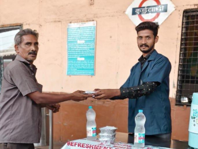 Meals for passengers at Nagpur and Wardha stations at reasonable rates | नागपूर आणि वर्धा स्थानकावर प्रवाशांना माफक दरात जेवण Meals for passengers at Nagpur and Wardha stations at reasonable rates | नागपूर आणि वर्धा स्थानकावर प्रवाशांना माफक दरात जेवण