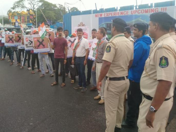 Government's conspiracy to end Daboli airport is on | सरकारचे दाबोळी विमानतळ संपवण्याचे षडयंत्र सुरू Government's conspiracy to end Daboli airport is on | सरकारचे दाबोळी विमानतळ संपवण्याचे षडयंत्र सुरू