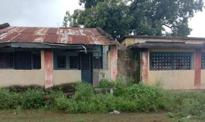 Three schools closed due to lack of students | विद्यार्थ्यांअभावी तीन शाळा बंद; इमारती ओस