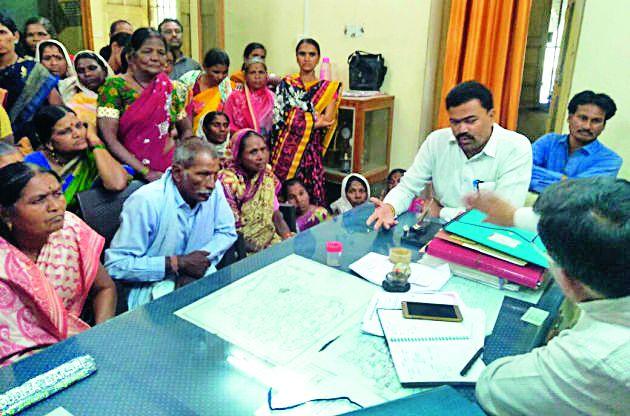 Provide water immediately to Shirkhed | शिरखेडला तातडीने पाणीपुरवठा करा Provide water immediately to Shirkhed | शिरखेडला तातडीने पाणीपुरवठा करा