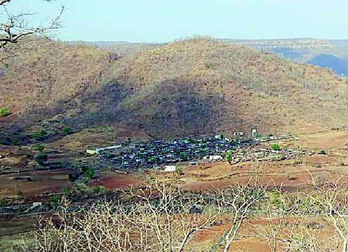 Wrestling of wool-shadows in Melghat | मेळघाटात ऊन-सावल्यांची पाठशिवणी Wrestling of wool-shadows in Melghat | मेळघाटात ऊन-सावल्यांची पाठशिवणी