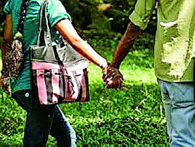 13 cctv cameras 'Watch' on lovers in Bamboo Gardens | बांबू गार्डनमध्ये प्रेमीयुगुलांवर १३ सीसीटीव्ही कॅमेऱ्यांचा ‘वॉच’ 13 cctv cameras 'Watch' on lovers in Bamboo Gardens | बांबू गार्डनमध्ये प्रेमीयुगुलांवर १३ सीसीटीव्ही कॅमेऱ्यांचा ‘वॉच’