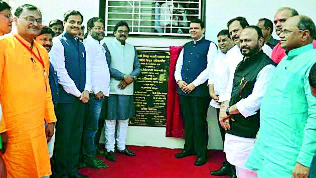 Reprint of journalist's house | पत्रकार भवनाचे लोकार्पण Reprint of journalist's house | पत्रकार भवनाचे लोकार्पण