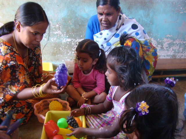 Anganwadi Servant, Assistant Assistant Recruitment Route | अंगणवाडी सेविका, मदतनीस भरतीचा मार्ग मोकळा Anganwadi Servant, Assistant Assistant Recruitment Route | अंगणवाडी सेविका, मदतनीस भरतीचा मार्ग मोकळा