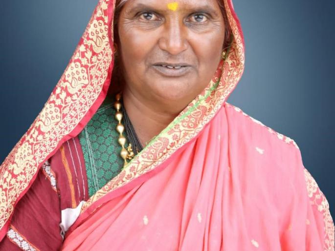 Annapurna, Balutai Dhebe of the Corona period | Navratri 2020 : मी- दुर्गा : कोरोना काळातील अन्नपूर्णा, बाळूताई ढेबे Annapurna, Balutai Dhebe of the Corona period | Navratri 2020 : मी- दुर्गा : कोरोना काळातील अन्नपूर्णा, बाळूताई ढेबे