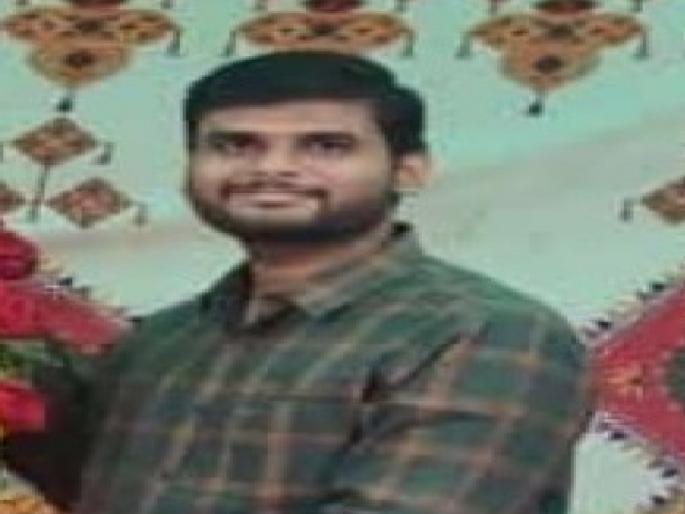 City Planning Assistant of Beed Municipality caught taking bribe of 30,000 for construction permit | बांधकाम परवान्यासाठी ३० हजारांची लाच घेताना बीड पालिकेचा नगर रचना सहायक पकडला City Planning Assistant of Beed Municipality caught taking bribe of 30,000 for construction permit | बांधकाम परवान्यासाठी ३० हजारांची लाच घेताना बीड पालिकेचा नगर रचना सहायक पकडला