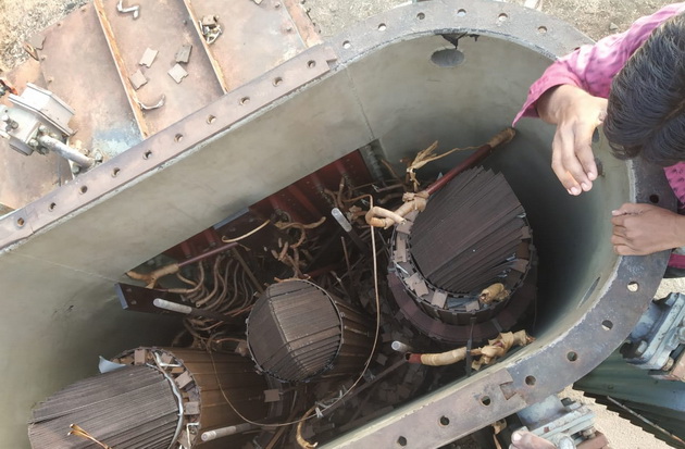 Theft at the power sub-station at Massagog | मस्साजोग येथील वीज उपकेंद्रात चोरी