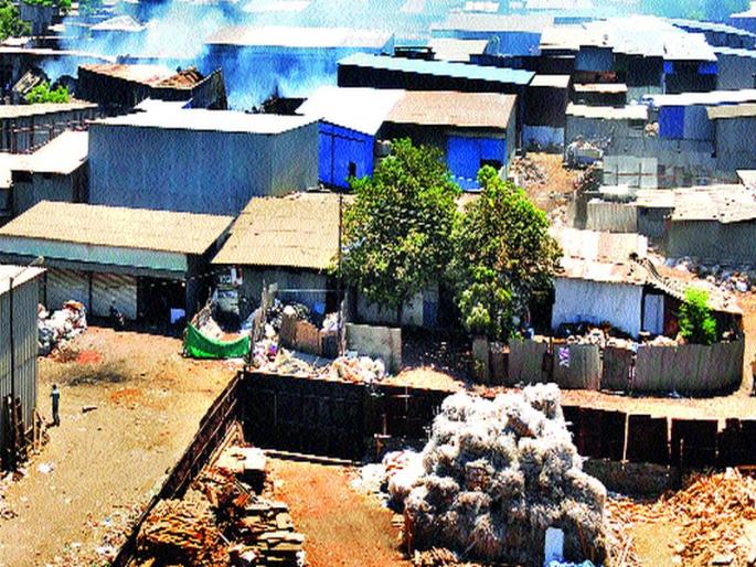 Complaint: Unauthorized commercial use of resident land, crime against nine scam professionals | तक्रार : रहिवासी जागेचा विनापरवाना व्यावसायिक वापर अंबडच्या नऊ भंगार व्यावसायिकांवर गुन्हा Complaint: Unauthorized commercial use of resident land, crime against nine scam professionals | तक्रार : रहिवासी जागेचा विनापरवाना व्यावसायिक वापर अंबडच्या नऊ भंगार व्यावसायिकांवर गुन्हा