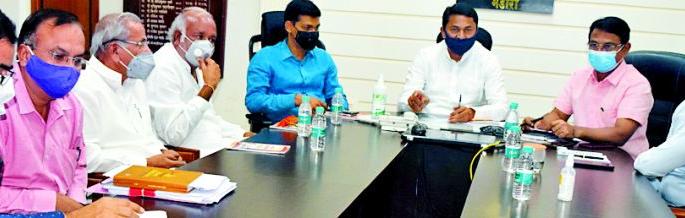 Start buying grain from Saturday | शनिवारपासून धान खरेदी सुरू करा Start buying grain from Saturday | शनिवारपासून धान खरेदी सुरू करा