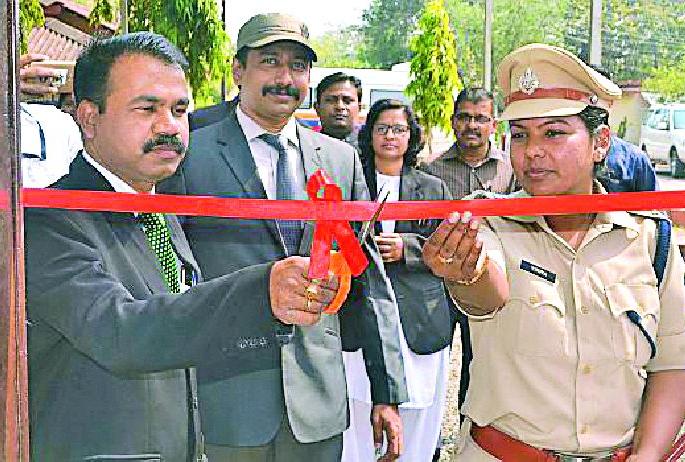 Helped women get help | पीडित महिलांना मिळणार मदत Helped women get help | पीडित महिलांना मिळणार मदत