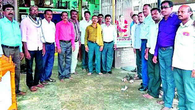 The fight against the reservation issue will be intensified | आरक्षणाच्या मुद्यावर लढा तीव्र करणार The fight against the reservation issue will be intensified | आरक्षणाच्या मुद्यावर लढा तीव्र करणार