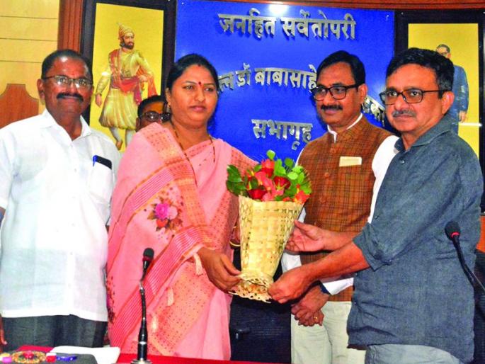  Akola: BJP's Archana Masen as mayor; Rajendra Giri as Deputy Mayor | अकोला :महापौरपदी भाजपच्या अर्चना मसने; उपमहापौरपदी राजेंद्र गिरी