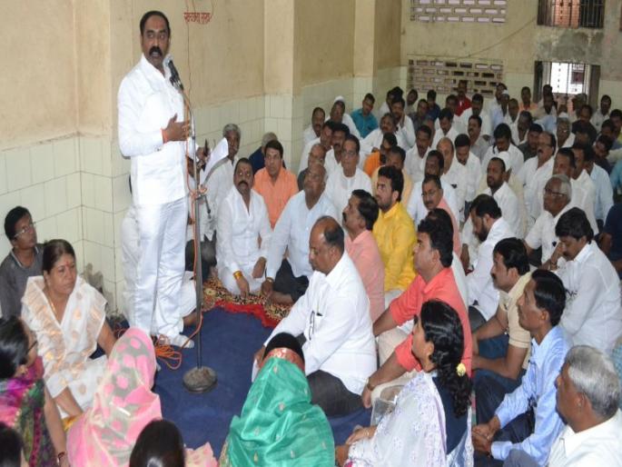 The rally was organized by the Teli community on 8th March at Dhule District Collectorate | तेली समाजातर्फे धुळे जिल्हाधिकारी कार्यालयावर ८ मार्चला मोर्चा The rally was organized by the Teli community on 8th March at Dhule District Collectorate | तेली समाजातर्फे धुळे जिल्हाधिकारी कार्यालयावर ८ मार्चला मोर्चा
