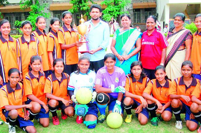 Leadership of the State under 'Pravara Kanya' | ‘प्रवरा कन्या’ कडे राज्याचे नेतृत्व