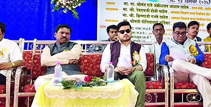 Divyang is a special person | दिव्यांग हे विशेष व्यक्ती