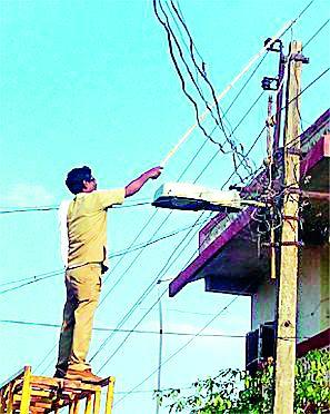 MSEDC Campaign launched against the defaulters | थकबाकीदारांविरोधात महावितरणची धडक मोहीम MSEDC Campaign launched against the defaulters | थकबाकीदारांविरोधात महावितरणची धडक मोहीम