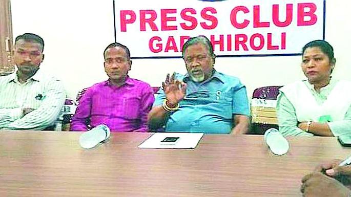 Iron project required in the district for failed unemployed youth | वैफल्यग्रस्त बेरोजगार युवकांसाठी जिल्ह्यात लोहप्रकल्प आवश्यक Iron project required in the district for failed unemployed youth | वैफल्यग्रस्त बेरोजगार युवकांसाठी जिल्ह्यात लोहप्रकल्प आवश्यक