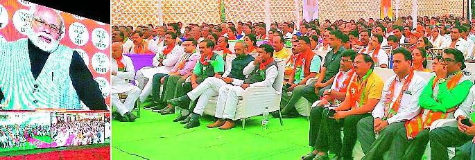 The security forces of Naxalites are responsible for the backwardness | नक्षलवाद्यांच्या पिछेहाटीचे श्रेय सुरक्षा दलांना The security forces of Naxalites are responsible for the backwardness | नक्षलवाद्यांच्या पिछेहाटीचे श्रेय सुरक्षा दलांना