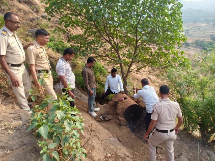 Destroyed the Mustangs | हातभट्ट्या उद्ध्वस्त Destroyed the Mustangs | हातभट्ट्या उद्ध्वस्त