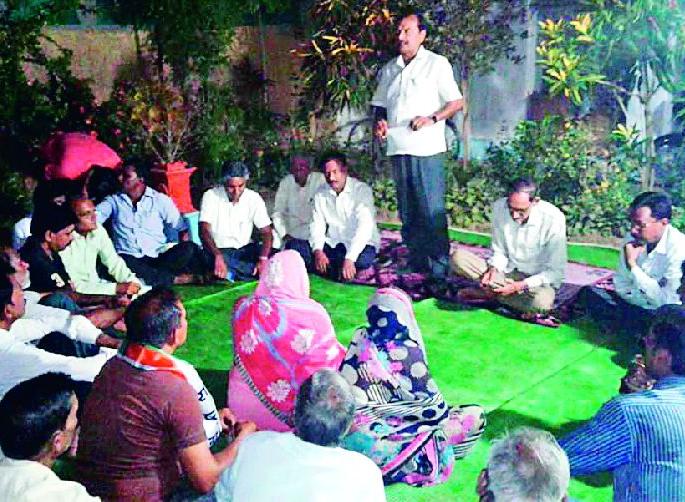 The public will teach the lesson to the people of false positives of development | विकासाच्या खोट्या गप्पा मारणाऱ्यांना जनताच धडा शिकवेल