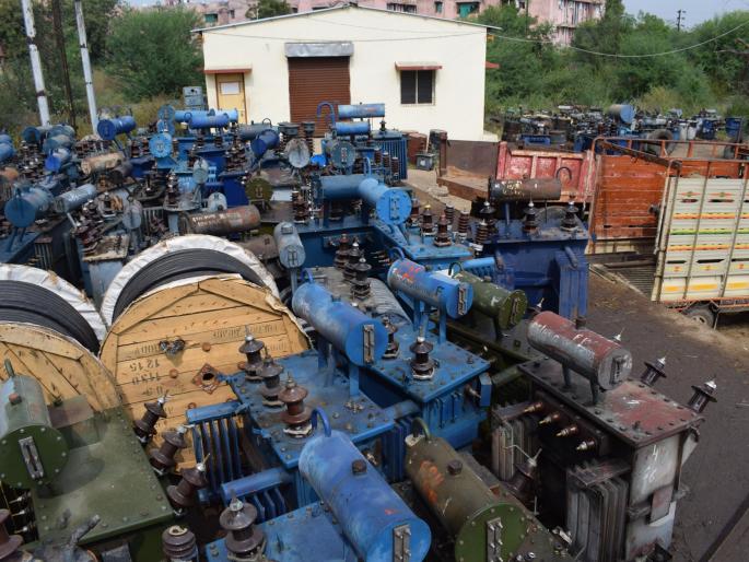 Due to the creditworthiness of the DP, politics is petty | डीपीच्या श्रेयवादावरून राजकारण पेटतेय Due to the creditworthiness of the DP, politics is petty | डीपीच्या श्रेयवादावरून राजकारण पेटतेय