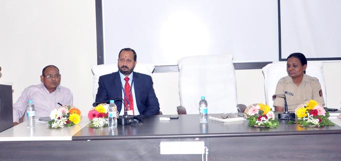 Make an online transaction cautious | आॅनलाईन व्यवहार सावधपणे करा