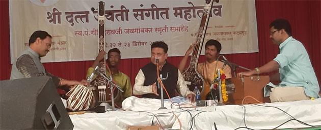 The audience impressed with Yaman | ‘यमन, मालकंस’च्या सादरीकरणाने श्रोते मंत्रमुग्ध