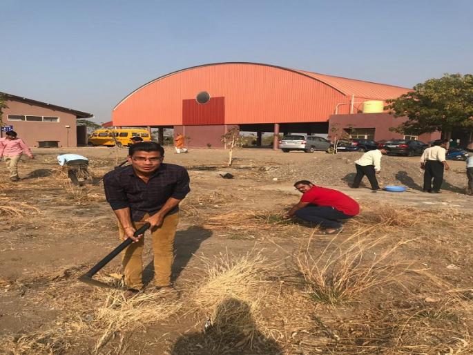 Sunday Special: Cleanliness from the activities of Nation's birthplace | Sunday Special : राष्ट्रसंताच्या जन्मगावी कारसेवेतून स्वच्छता Sunday Special: Cleanliness from the activities of Nation's birthplace | Sunday Special : राष्ट्रसंताच्या जन्मगावी कारसेवेतून स्वच्छता