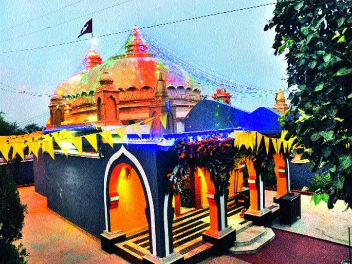Today Champagishi Religious Programs will flourish: A huge turnover in the market for renovations | आज चंपाषष्ठी धार्मिक कार्यक्रमांची रेलचेल : नैवेद्यासाठी भरताच्या वांग्यांची बाजारात मोठी उलाढाल Today Champagishi Religious Programs will flourish: A huge turnover in the market for renovations | आज चंपाषष्ठी धार्मिक कार्यक्रमांची रेलचेल : नैवेद्यासाठी भरताच्या वांग्यांची बाजारात मोठी उलाढाल