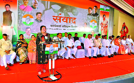 There is no content in BJP government | भाजप सरकारवर एकही घटक समाधानी नाही There is no content in BJP government | भाजप सरकारवर एकही घटक समाधानी नाही