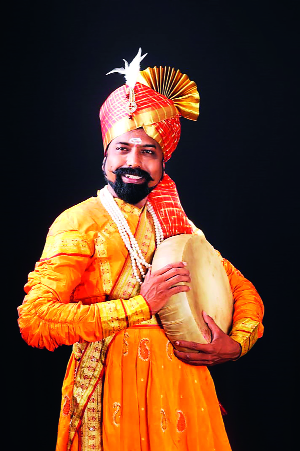 From the powabah, Shahu's thoughts are jagar | पोवाड्यातून शाहूंच्या विचारांचा जागर