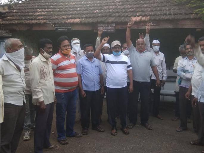 Protest by Malegaon Newspaper Vendors Association | मालेगाव वृत्तपत्र विक्रेता संघटनेतर्फे निषेध Protest by Malegaon Newspaper Vendors Association | मालेगाव वृत्तपत्र विक्रेता संघटनेतर्फे निषेध