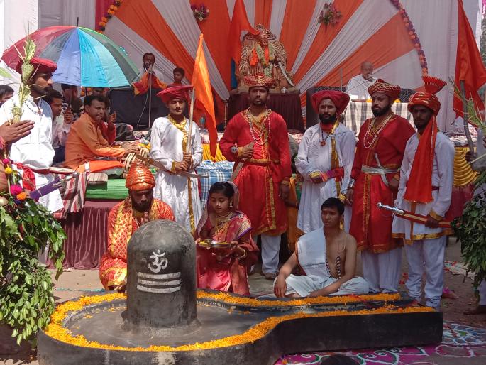 Shivacharitra ends with Mahashivratri | शिवचरित्राचा महाशिवरात्रीला समारोप Shivacharitra ends with Mahashivratri | शिवचरित्राचा महाशिवरात्रीला समारोप