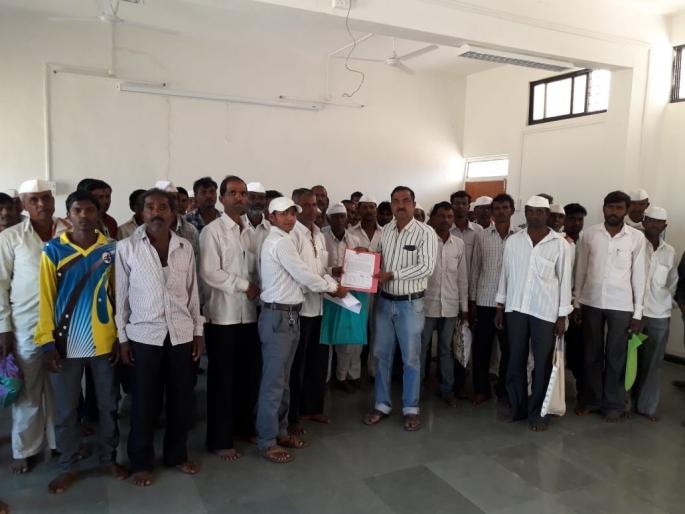 Disposal of grain granules | रेशनच्या धान्याची तस्करी उघडकीस