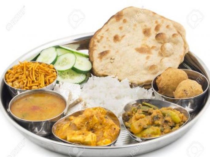 There will be four 'Shiv Bhojas' in Dhule | धुळ्यात चार ठिकाणी ‘शिवभोजन’ सुरू होणार There will be four 'Shiv Bhojas' in Dhule | धुळ्यात चार ठिकाणी ‘शिवभोजन’ सुरू होणार