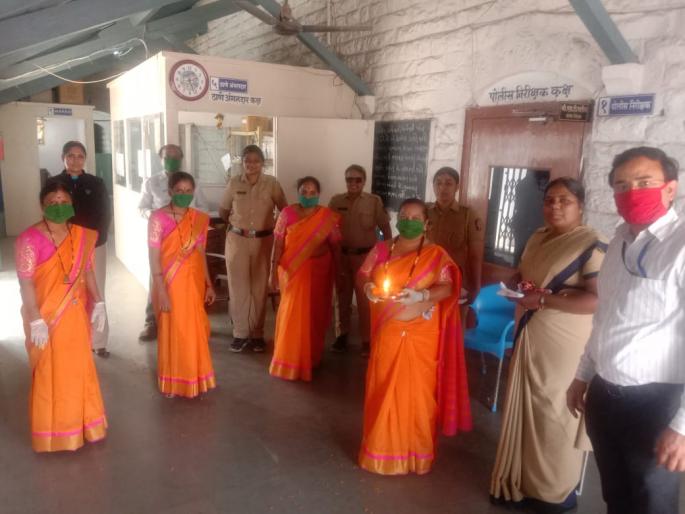 Sinnar's gratitude ceremony to the police | सिन्नरला पोलिसांप्रति कृतज्ञता सोहळा Sinnar's gratitude ceremony to the police | सिन्नरला पोलिसांप्रति कृतज्ञता सोहळा