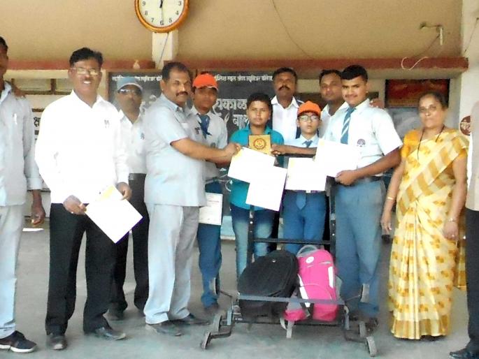 Step-by-step equipment selection at district level | स्टेप राइडर उपकरणाची जिल्हास्तरावर निवड