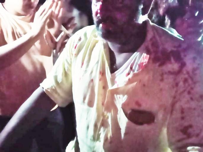 Stone pelting on vehicles with intent to loot in Malkheda reserved forest area | मालखेडा राखीव जंगल परिसरात रस्तालुटीच्या इराद्याने वाहनांवर दगडफेक