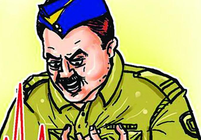 200 employees of 'Khaki' corona positive, 67 active! | ‘खाकी’तील २०० कर्मचारी कोरोना पॉझिटिव्ह, ६७ अॅक्टिव्ह! 200 employees of 'Khaki' corona positive, 67 active! | ‘खाकी’तील २०० कर्मचारी कोरोना पॉझिटिव्ह, ६७ अॅक्टिव्ह!