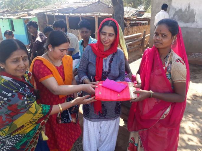 Liones Club of Washim Help 146 tribal families in Melghat | लॉयनेस क्लब आॅफ वाशिम, सत्यसाई सेवा संघटनाच्या वतीने मेळघाटातील १४६ आदिवासी कुटूंबांना मदत