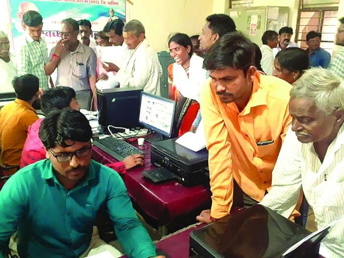 Farmers' Response to Name Registration Campaign in PM farmer honorium Scheme | मानधन योजनेत नाव नोंदणी मोहिमेस शेतकऱ्यांचा प्रतिसाद Farmers' Response to Name Registration Campaign in PM farmer honorium Scheme | मानधन योजनेत नाव नोंदणी मोहिमेस शेतकऱ्यांचा प्रतिसाद