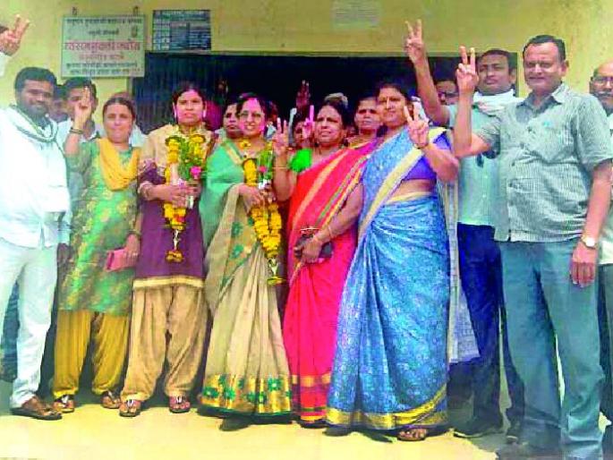 BJP-Congress nominee | भाजप-काँग्रेसला समान नगराध्यक्ष पद BJP-Congress nominee | भाजप-काँग्रेसला समान नगराध्यक्ष पद